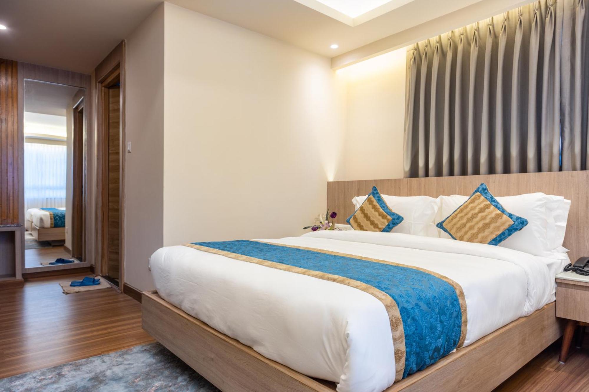 Shuvatara Suites & Spa, Thamel Kathmandu Exterior foto