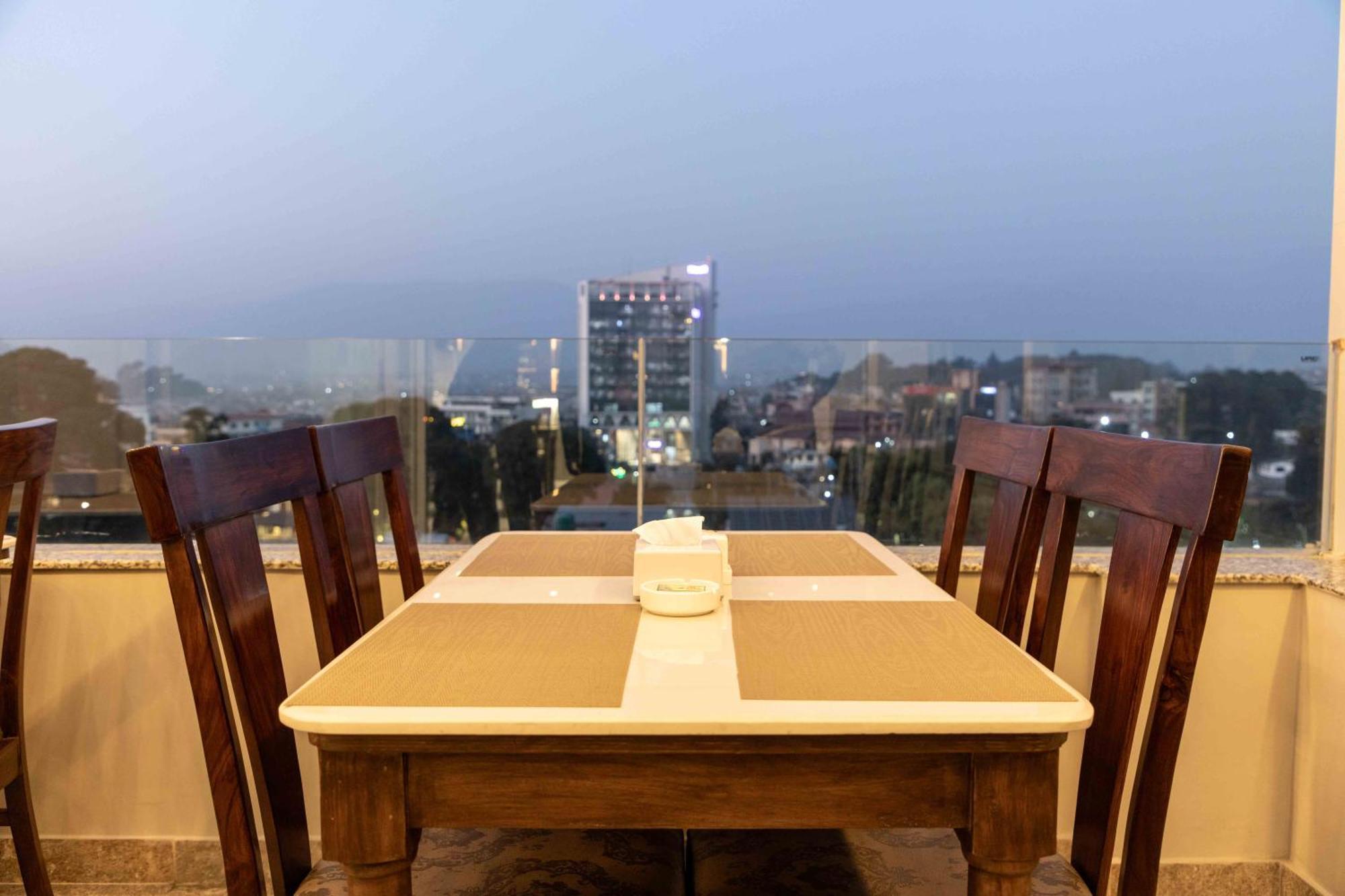 Shuvatara Suites & Spa, Thamel Kathmandu Exterior foto